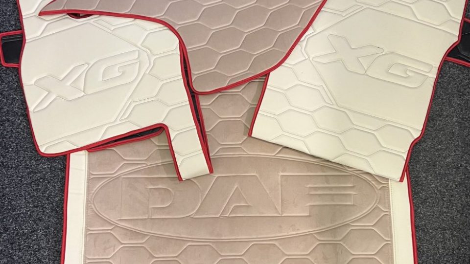 Daf_XG_alcantara